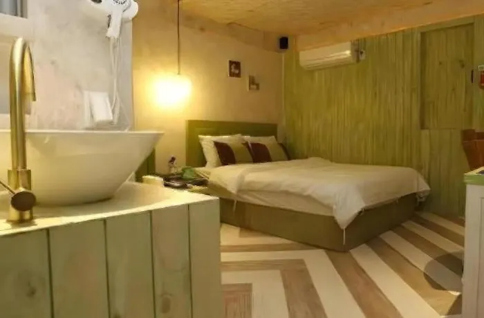 Motel Mac *