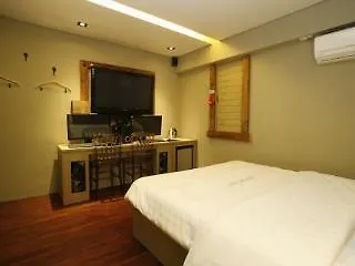Mac Мотель Сеул
