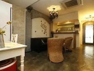 Mac Motel *
